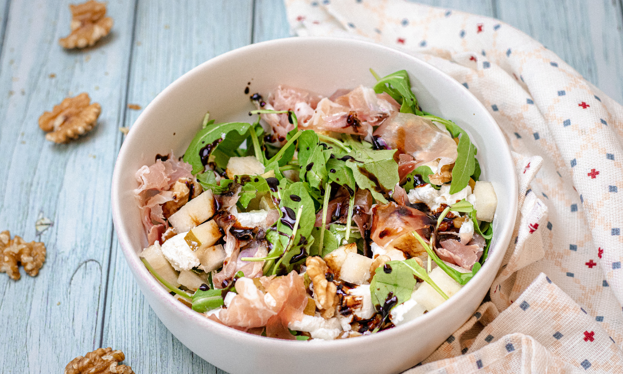 Pear, Prosciutto & Goats Cheese Salad